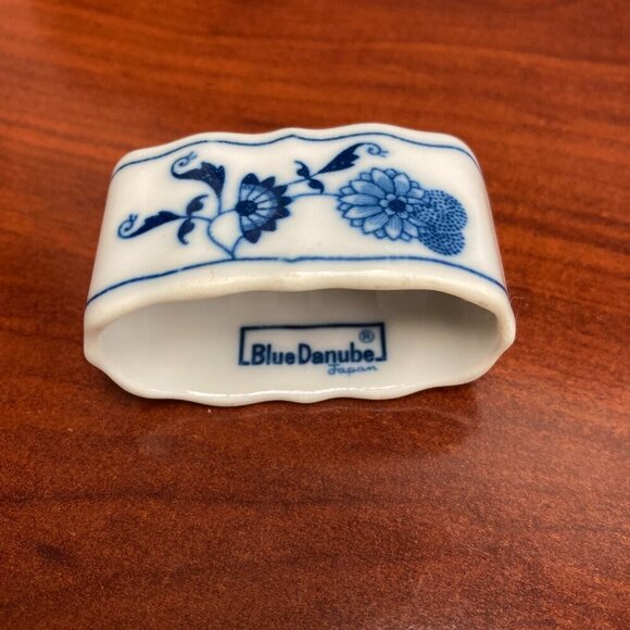 Japan Blue Danube porcelain napkin rings—11 rings - Picture 2 of 2